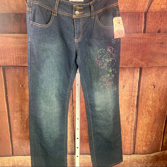 BEVERLY HILLS PRINCESS Jeans, Embroidered & Studs - Picture 7 of 10